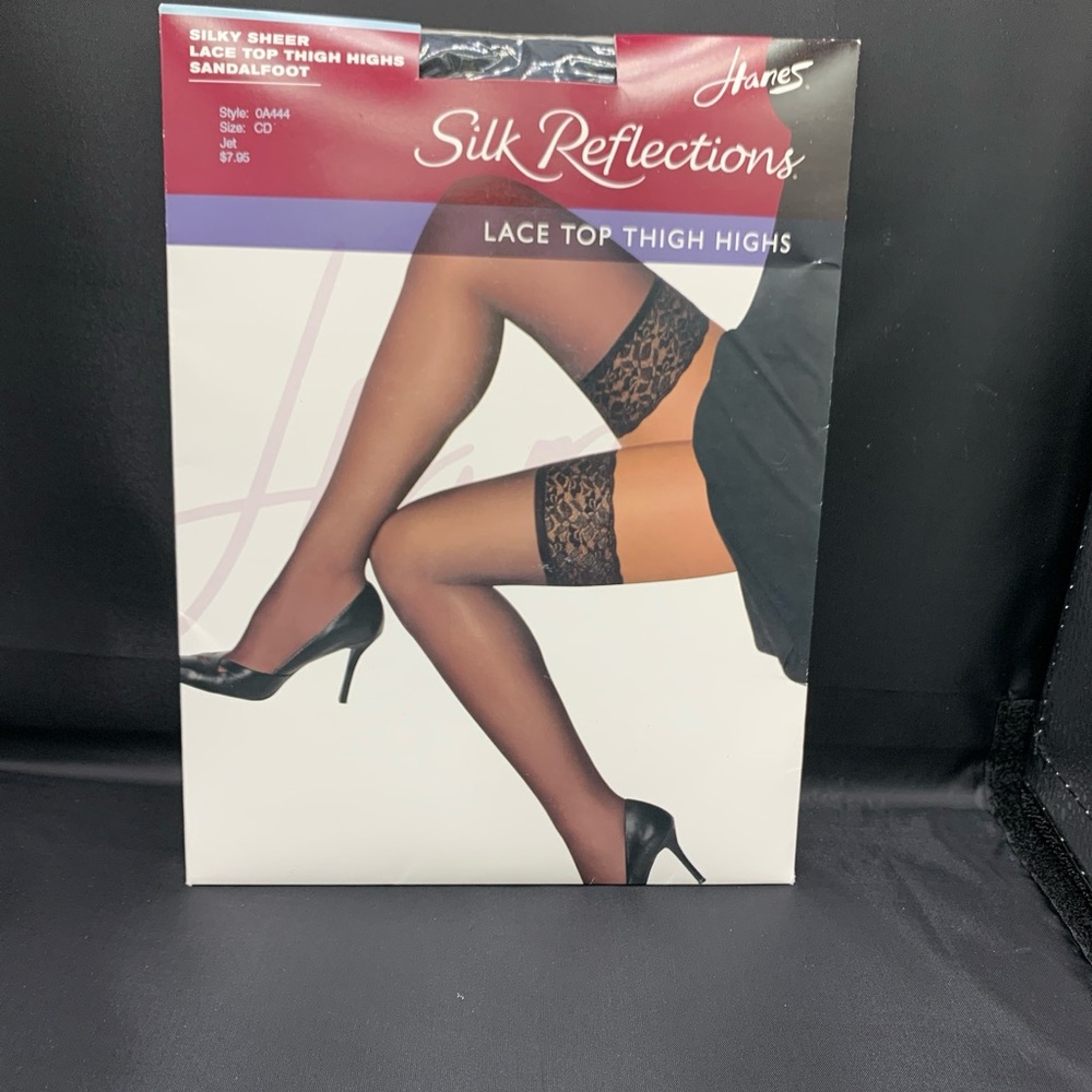 Hanes Silk Reflections Lace Top Thigh Highs Womens Size CD Jet Black Style 0A444